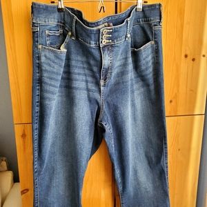 Torrid Women's Extra Soft Denim Jegging size 26XT